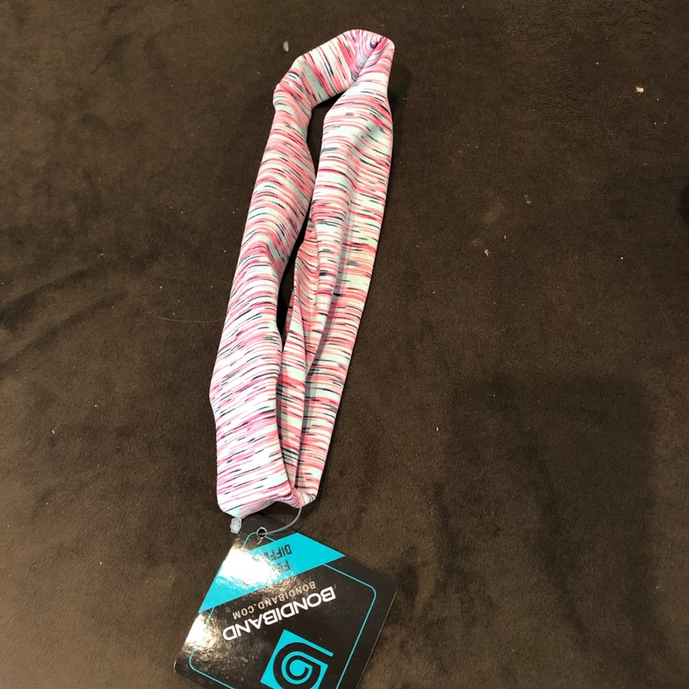 NWT Bondiband wicking multicolored